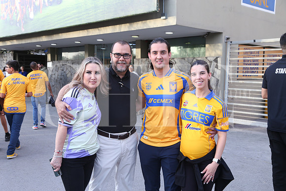 Gera Rodriguez, Marco Rueda, Maximiliano Rueda y Michelle Sapien 0
