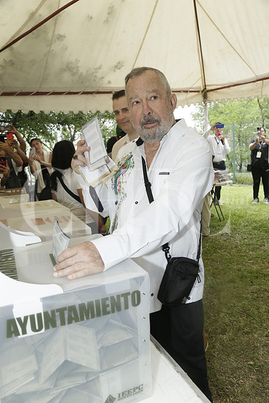 Mauricio Fernández (6)