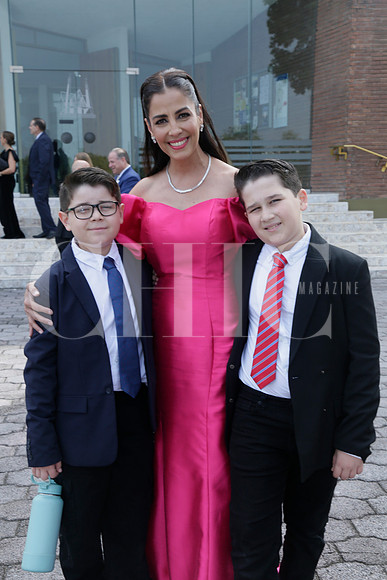 Emiliano Hinojosa, Lucia Saénz y Diego Hinojosa