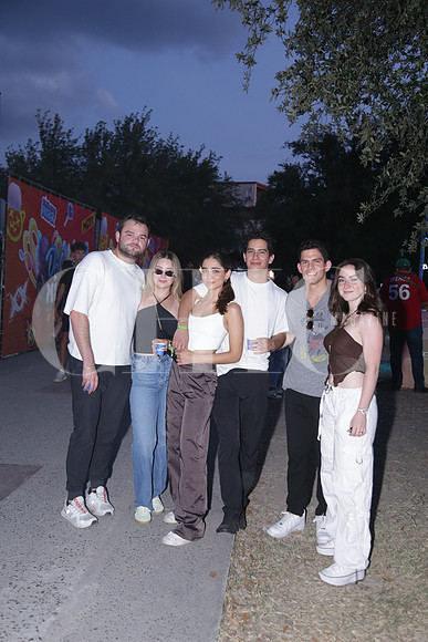 Adrián Flores, Jesica Cuevas, Jhon Gómez, Yaritza Acosta, Diego Rodriguez y Valeria Llama 0