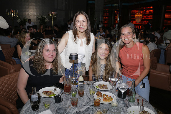 Romina Guzman, Frida Guzman, Cristy Arredondo y Tere Mondragon 3