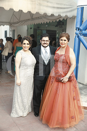 Naida de Sanmiguel y Antonio Sanmiguel, Lupita Sanmiguel