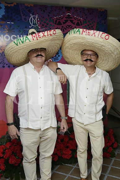 Adrián Serna y Roberto Orozco