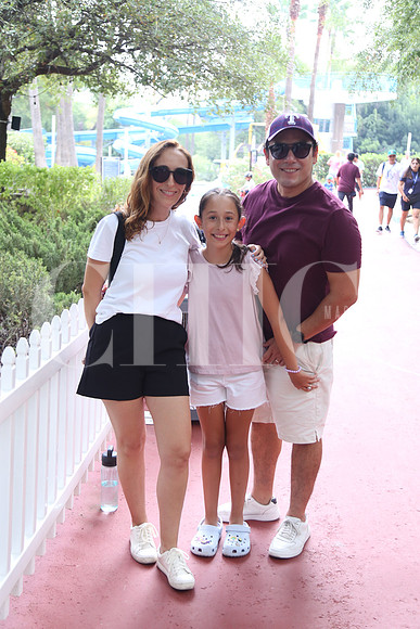 Mónica Valdez, Paulina Arellano y Tino Arellano 1