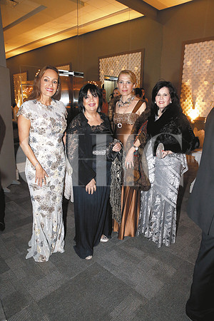 Maru Calderón, Mirthala Salazar, Celina Calderón de Páez y Lucía Garza