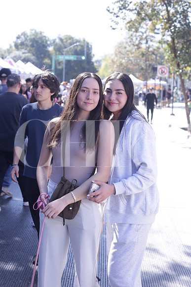 Carolina Villarreal y Cordelia Villarreal 0