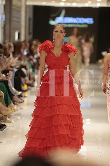 Desfile ya puedo escucharte 270