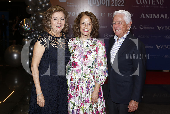 Lily Navarro, Esthela Navarro y Jorge Martínez (1)