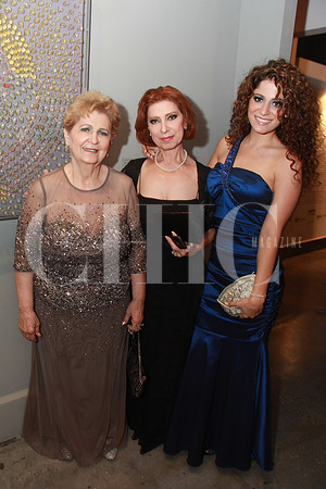 Consuela Pradd, Rosalinda Llarmes y Daniela Hadadd(2)