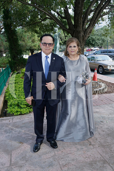 Jesus González y Gaby Porte de González (3)