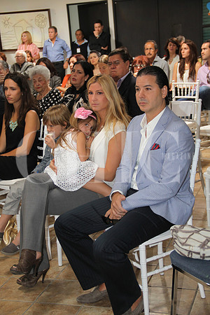 Alfonso Martínez, Alyssa Martínez, Alicia Santos de Martínez y Alfonso Martínez