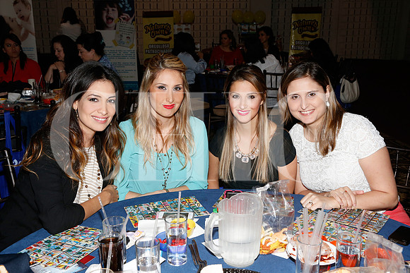 Priscila Elizondo, Sylvia Cortés de Freeman, Ana Cortés y  Margarita Gómez de González