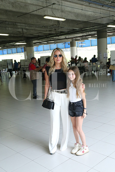 Vicky Zambrano y Aranza Yarte 0