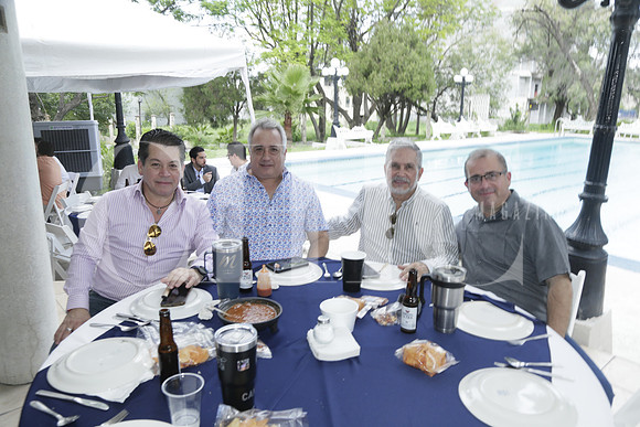 Roberto Martínez, Gustavo Martínez, Jaime Ruíz y Adrián Martínez (2)