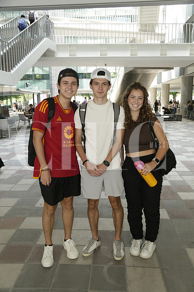 Diego González, Marco Saldivar y Monse Pons (2)