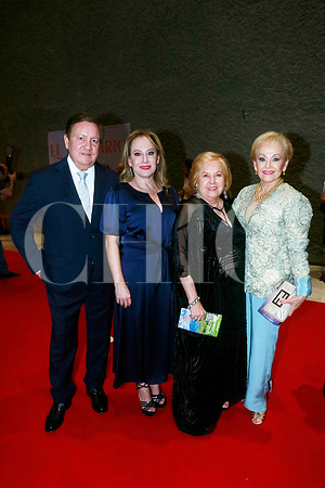 José Hernán Zambrano, Mónica Garza de Zambrano, Josefina Rodríguez de Longoria y Mónica Sada