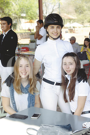 Venecia Garza, Ivana Fernández y Miranda Garza (2)