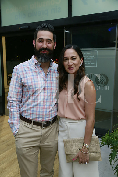 Antonio Alanis y Nora Martínez