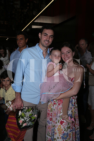 Alejandro Cueva, Sofia Cueva y Mariana González 1