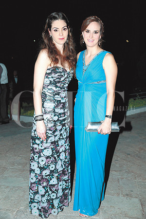 Roxana Noriega y Daniela Garza de Romo
