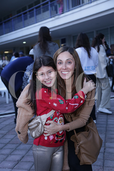 Alejandra Martínez y Regina Cueva 0