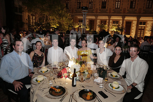 Jorge Hines, Susana Jaime, Marcelo Velasco, Bernardo Jaime, Paulina Jaime, Adrian Viezca, Marcelo Hinojosa y Balbina Sada 3
