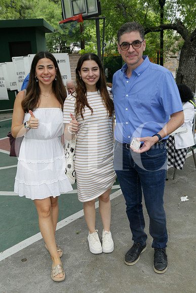 Isabel Bravo, Sofia Bravo y José Bravo