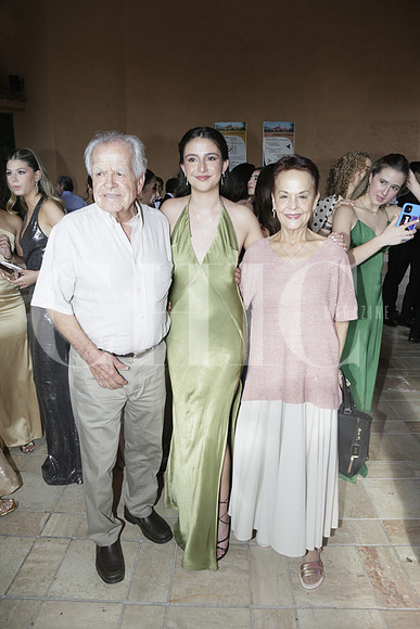 Jorge Cárdenas, Roberta Hernández y Yolanda Lozano de Cárdenas (2)