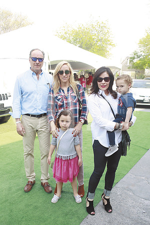 Carlos Palma, Carolina Palma de Elizondo, Carolina Elizondo, Carolina Rangel de Palma y Ovidio Elizondo