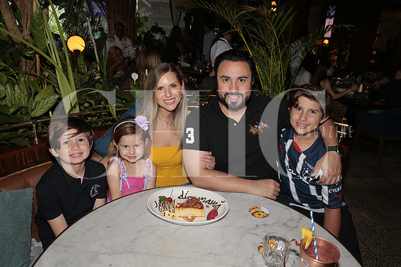Bruno Rodriguez, Sofia Rodriguez, Luly Rodriguez, Santiago Rodriguez y Gerardo Rodriguez 4