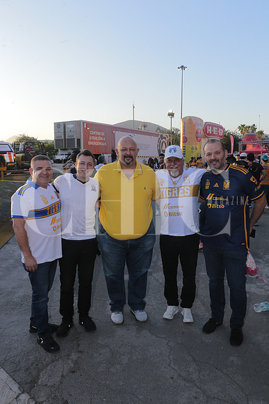 Jose Vargas, Luis Donaldo Colosio, Reyes Tamez, Arturo Morales y Candelario Tamez 3