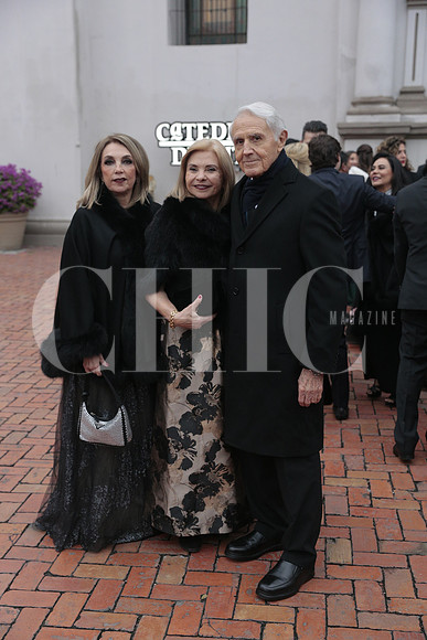 Irma Paras, Gabriela Medina y Federico Medina 2