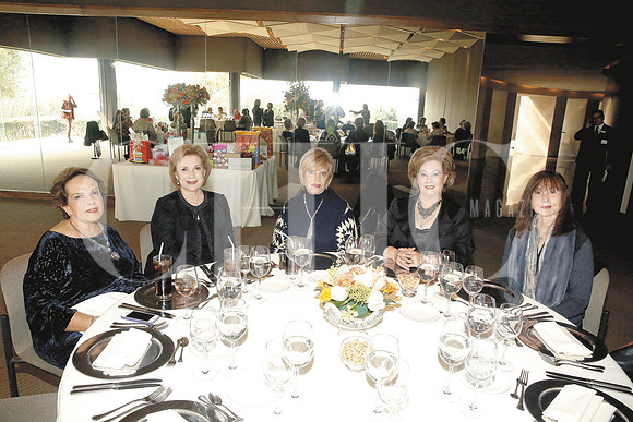 Elva García de Maldonado, Rosy Cabrera de Zambrano, Graciela Flores de Tancredi y Olga Manrique de Vega