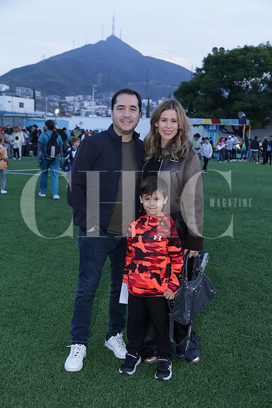 Jorge Quiroz, Elsa González y Juan Pablo Quiroz 0