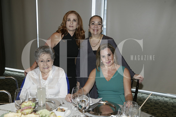 Mónica Domene, Claudia Domene, Anita Dresel de Santos y Doris Santos (2)