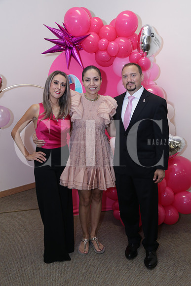 Priscila Benavides, Daniela Turcios y Homero Lozano 1