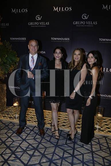 Patricio Cabezut, Andrea Vela, Georgina Escobar y Laura Nigth de Manautou (3)