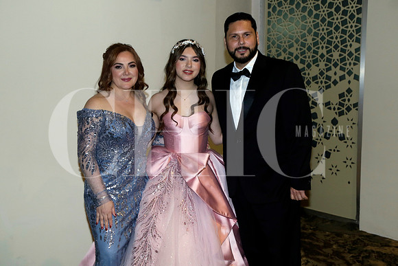 Mayra Valdez, Mariana Garza y Adrian Garza