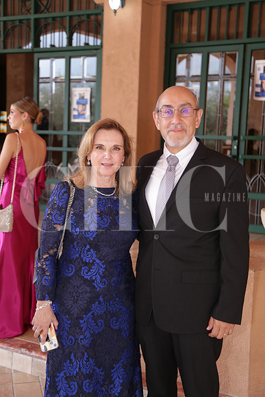 Luly Olvera y Roberto Olvera 0