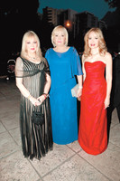 Martha de la Masa, Patricia Calderón de la Masa y Gabriela de la Masa de García-Corral