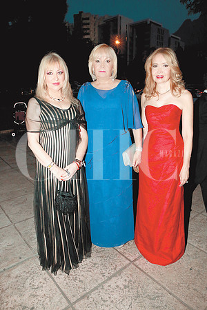 Martha de la Masa, Patricia Calderón de la Masa y Gabriela de la Masa de García-Corral