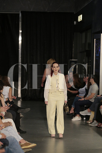 Pasarela 81