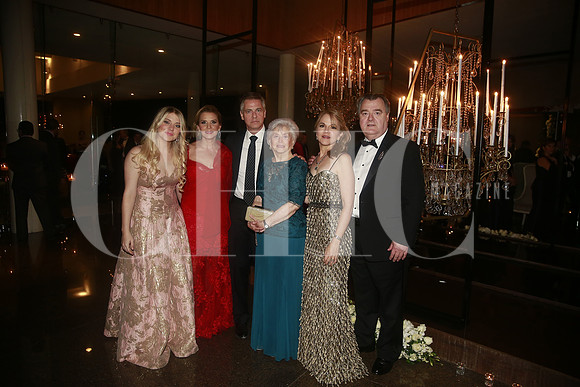 Franciela Petrocci, Leticia de Petrocci, Rafael Petrocci, Irma Elizondo, Sandra Petrocci de Arango y Luis Miguel Arango
