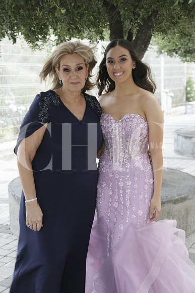 Betty Santos de Domene y Roberta Domene