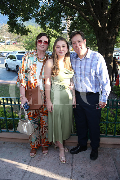 Cecila de Jasso, Camila Jasso y Federico Jasso