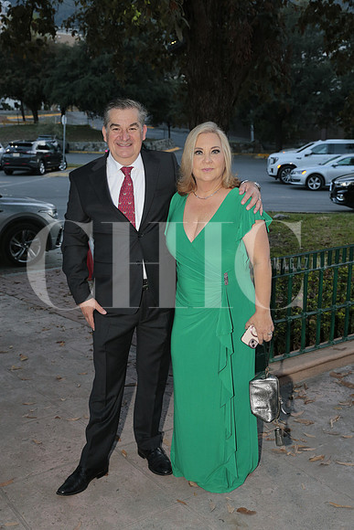 Enrique Castillon y Marcea Paras 2