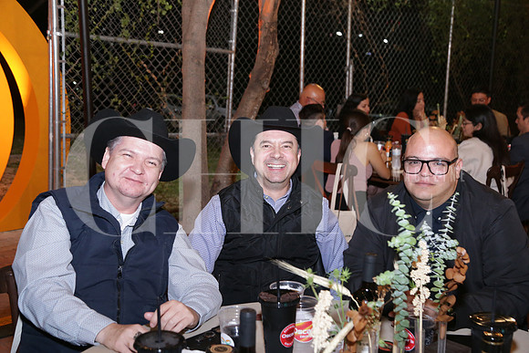 Carlos Gutiérrez, Luis Reynoso y Alejandro Leal