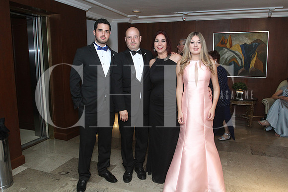 Carlos Benavides, Carlos Benavides, Luisa Miuller y Daniela Benavides (2)
