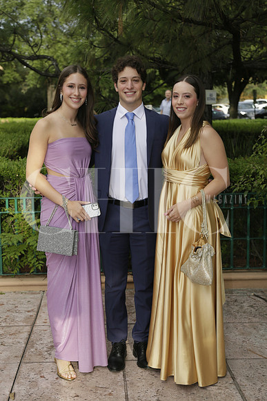 Mariana Treviño Andrés Treviño y Sofia Treviño
