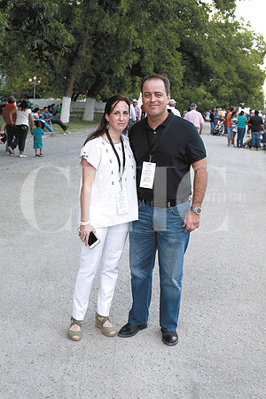 Lupita Sada de Camargo y Alejandro Camargo